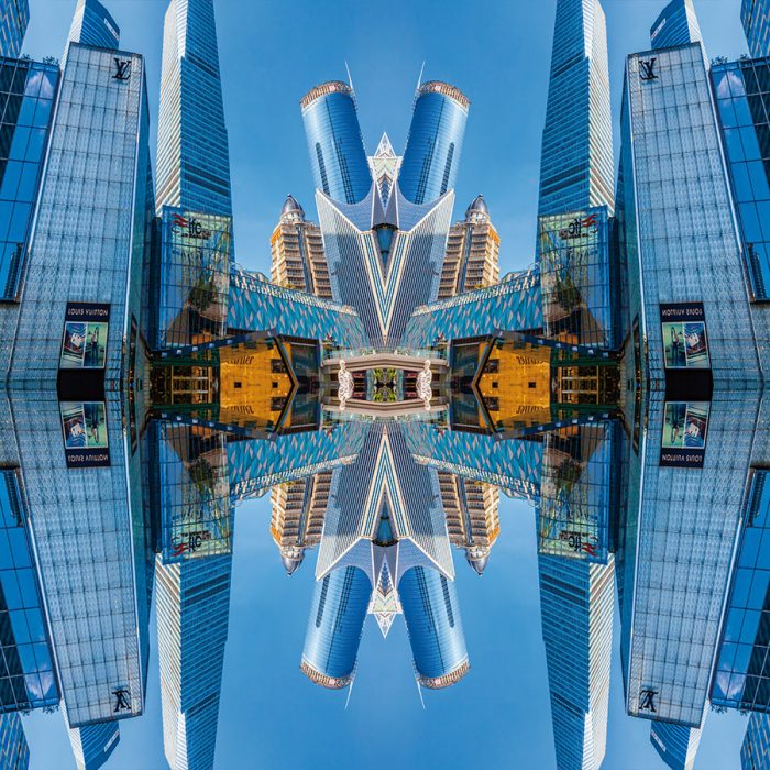 shanghai tryptic 1 © Tobias Schreiber